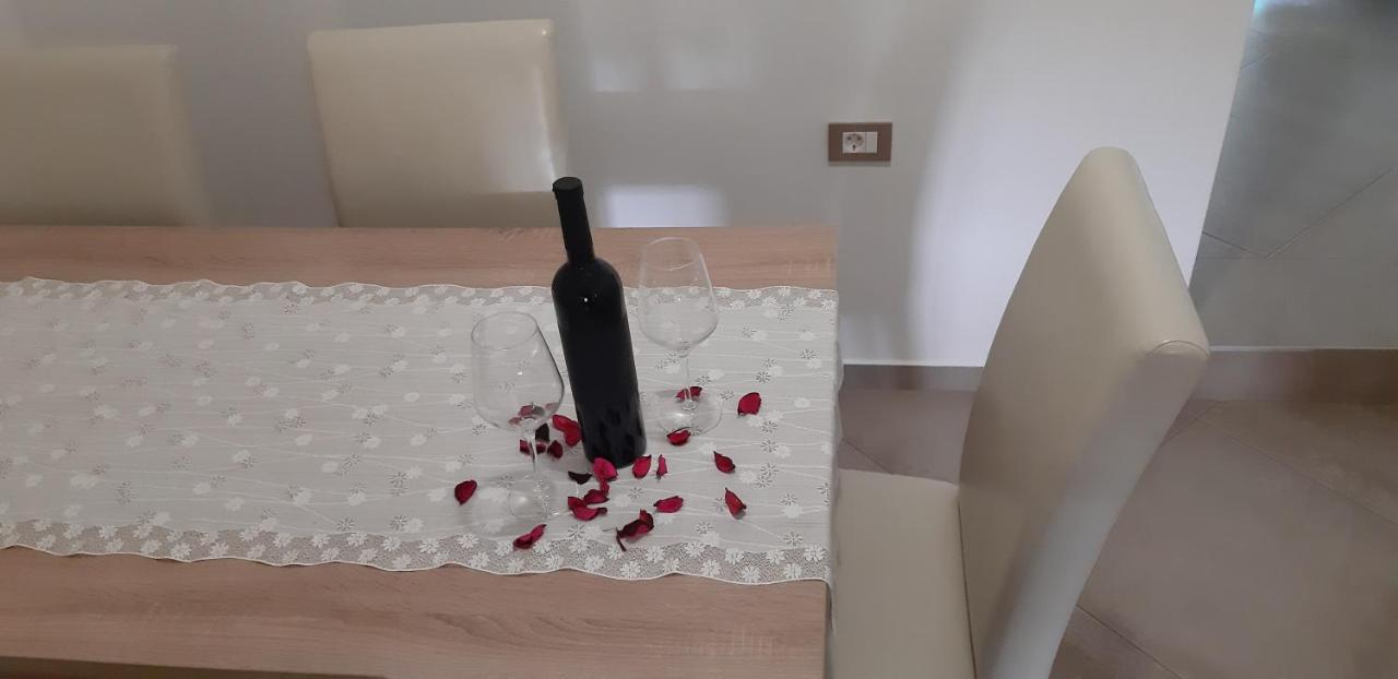 Apartman Oliver Novigrad Istria Dış mekan fotoğraf